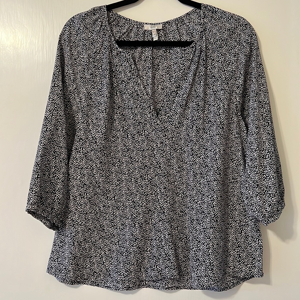 Joie Coralee 100% Silk Top: Black & White 3/4 Sleeve V-neck (XS)